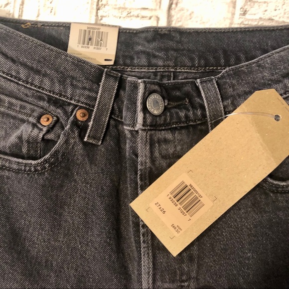 New Levi’s Original Cropped Jeans - Picture 3 of 6